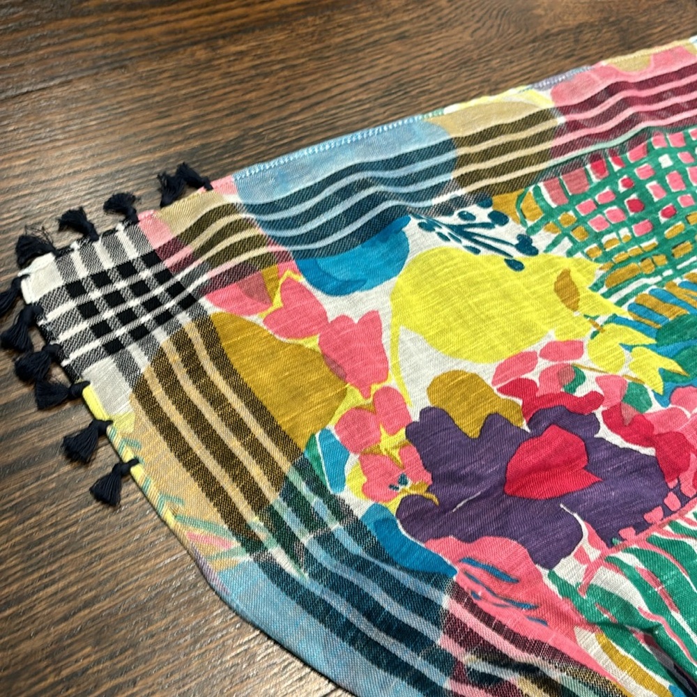J. Crew vibrant linen scarf/wrap measuring 30 in x 80 in - Picture 4 of 4